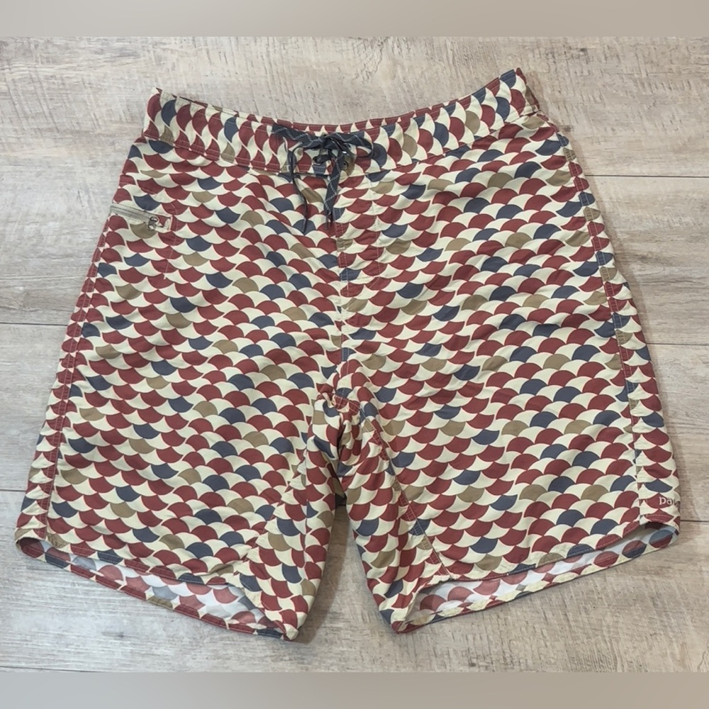 Patagonia Men’s Nylon Wavefarer Board Shorts Size 35